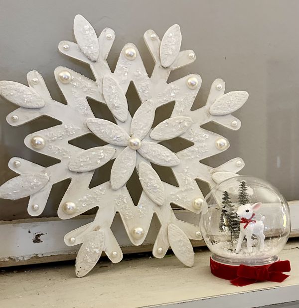 Dollar Tree snowflake craft