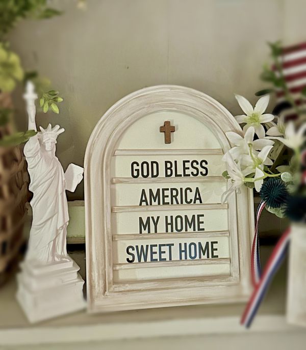 mini hymn board