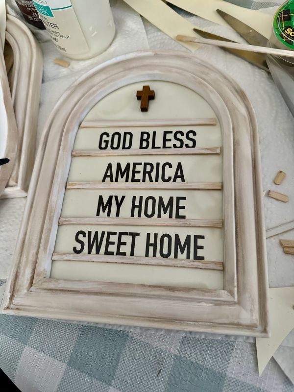 mini hymn board
